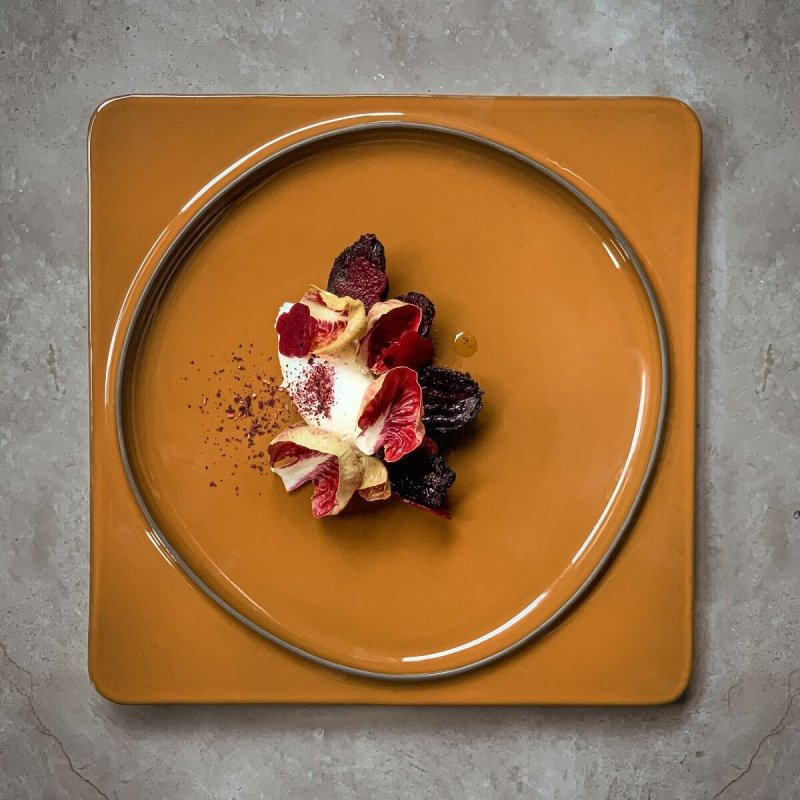 Πιάτο Tετρ. Ρηχό 27cm Costa Nova Ambar Ecogres® Caramel