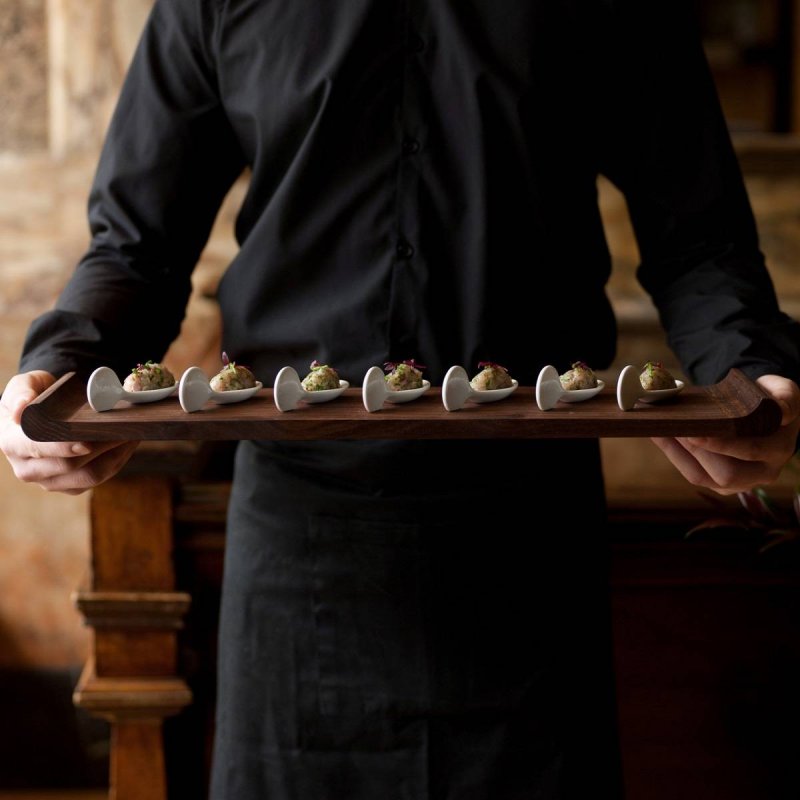 Ξύλινη επιφάνεια σερβιρίσματος Craster Long Walnut Canapé Plinth